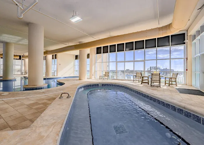 Phoenix Gulf Towers 1708 Apartment