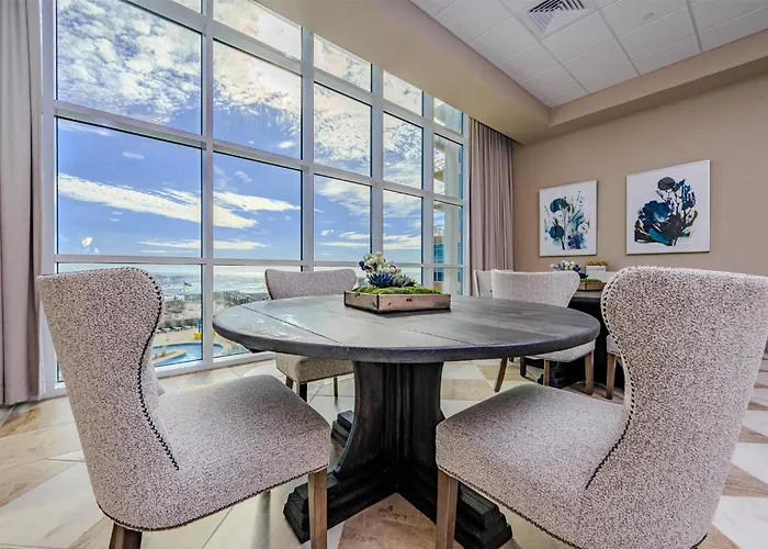 Phoenix Gulf Towers 1708 Apartment